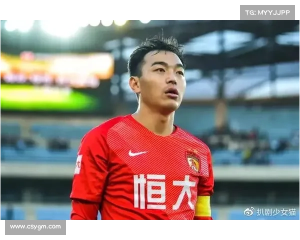 如何全面评估冯潇霆在中国足球历史中的贡献与深远影响